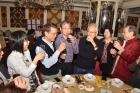 老師到每一席敬酒